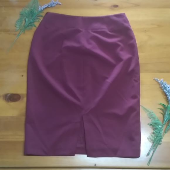 Portman's burgundy pencil skirt AU 10 - Picture 2 of 8